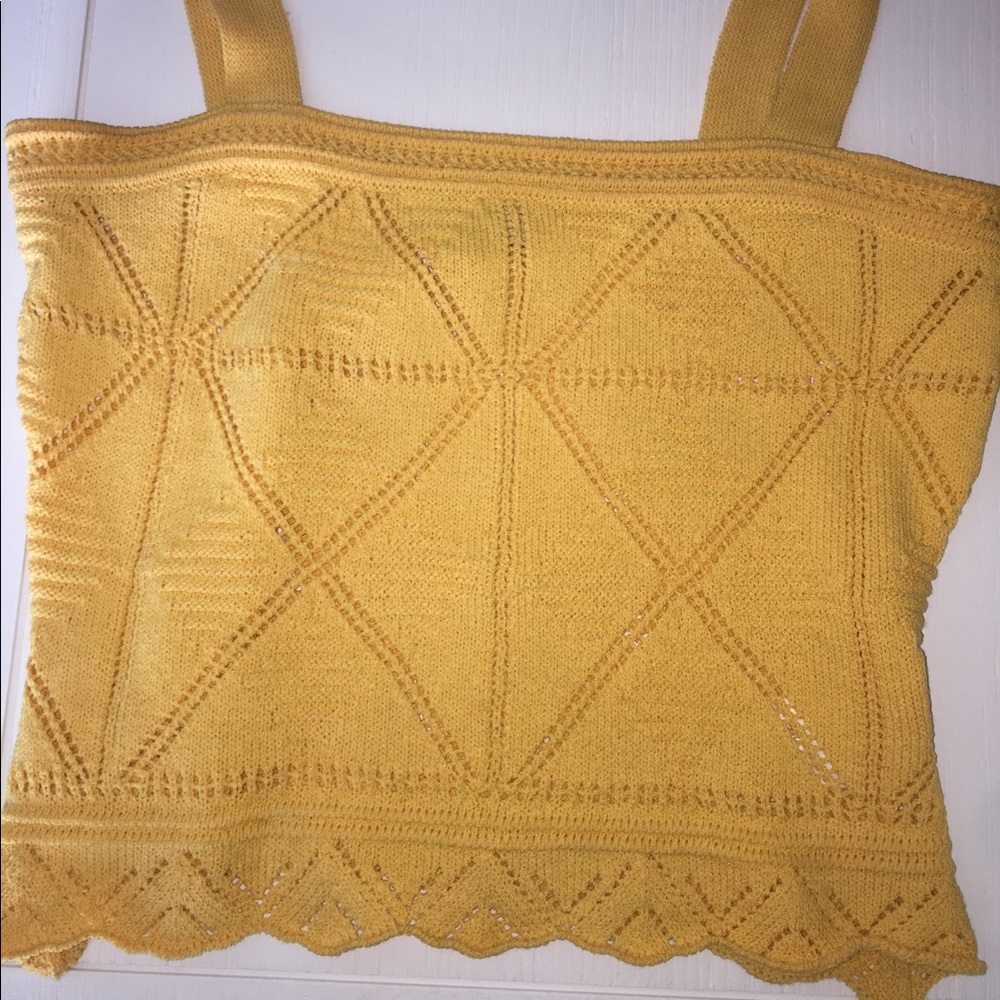Vintage yellow top